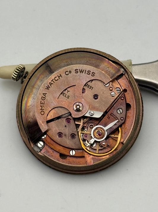 omega automatic 591 movement movimento vintage