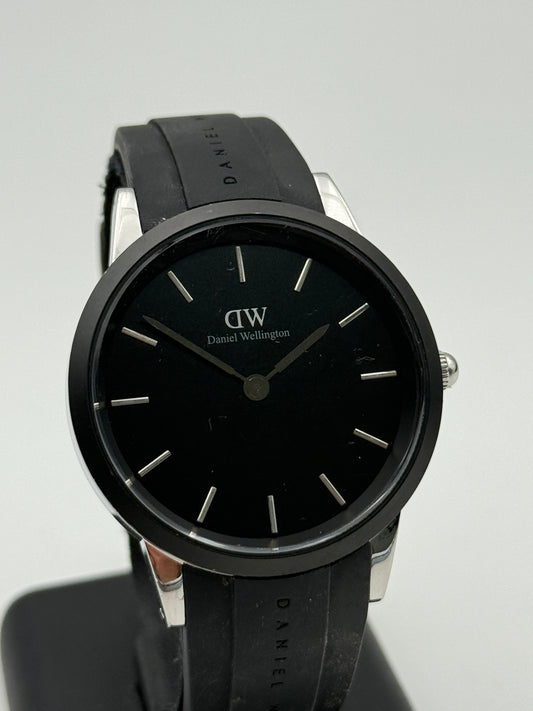 daniel wellington m40csb01 40mm quartz rare