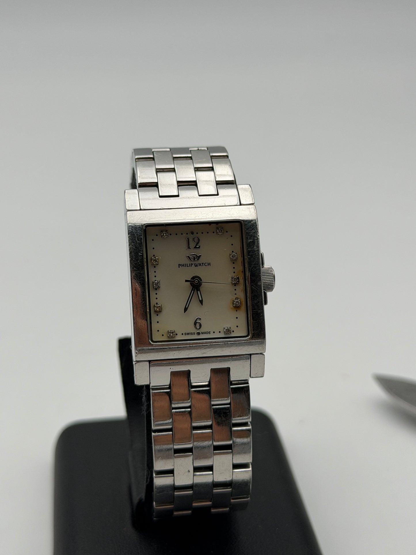 philip watch quartz swiss made 8253426645 22x33mm