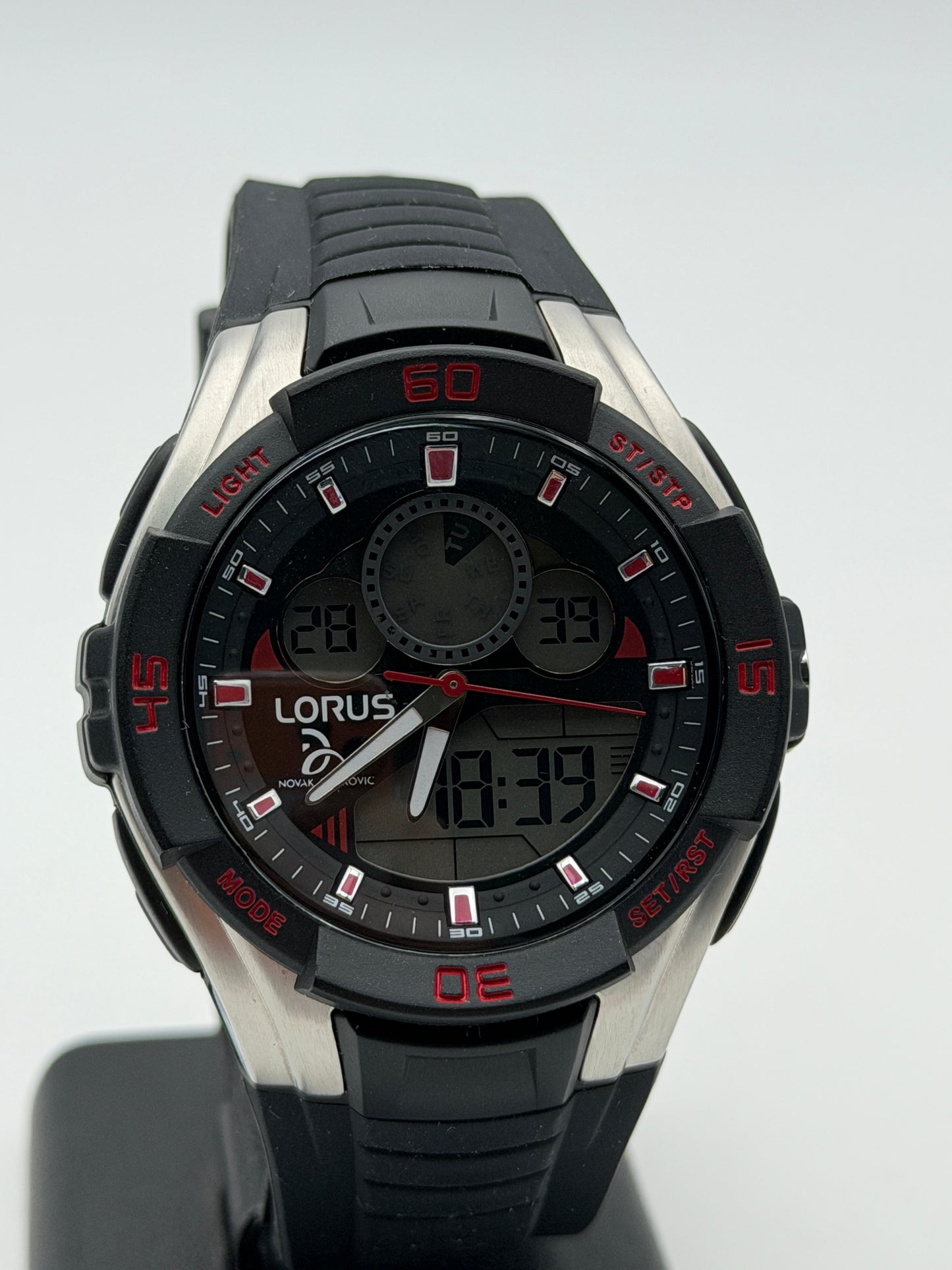 lorus digital quartz watch sport 22022-x033