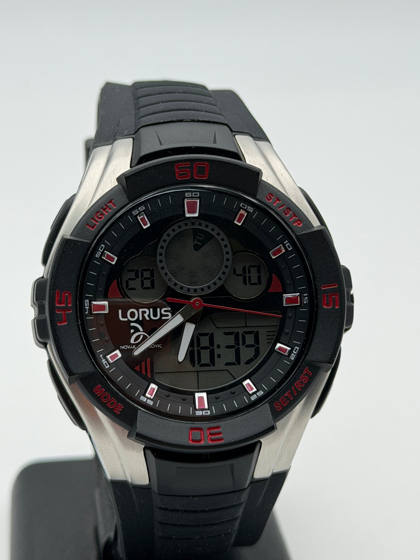 lorus digital quartz watch sport 22022-x033