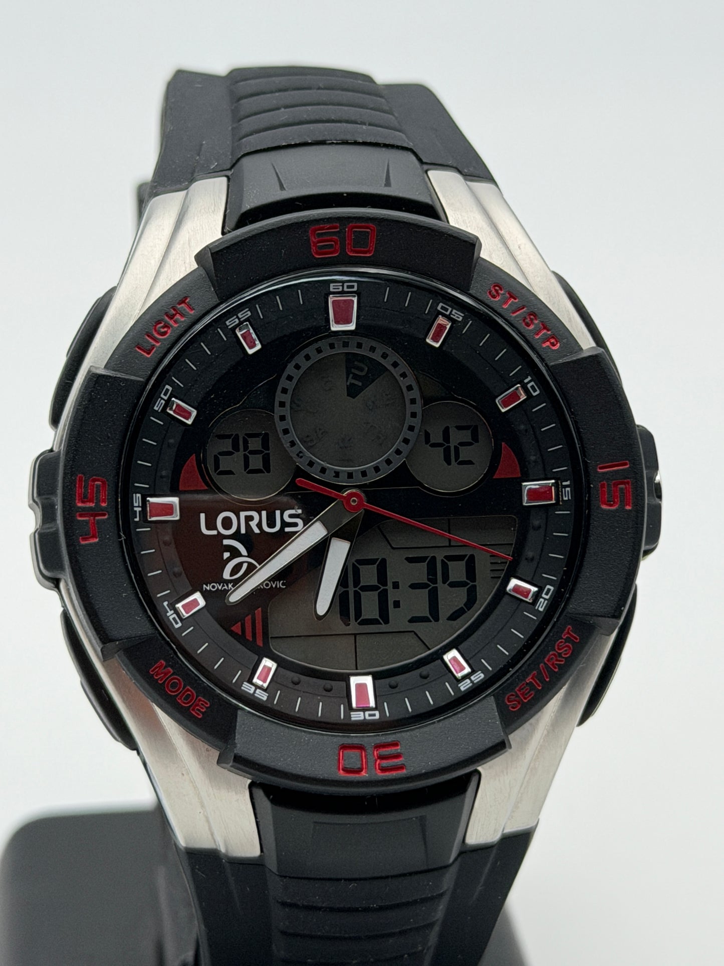 lorus digital quartz watch sport 22022-x033
