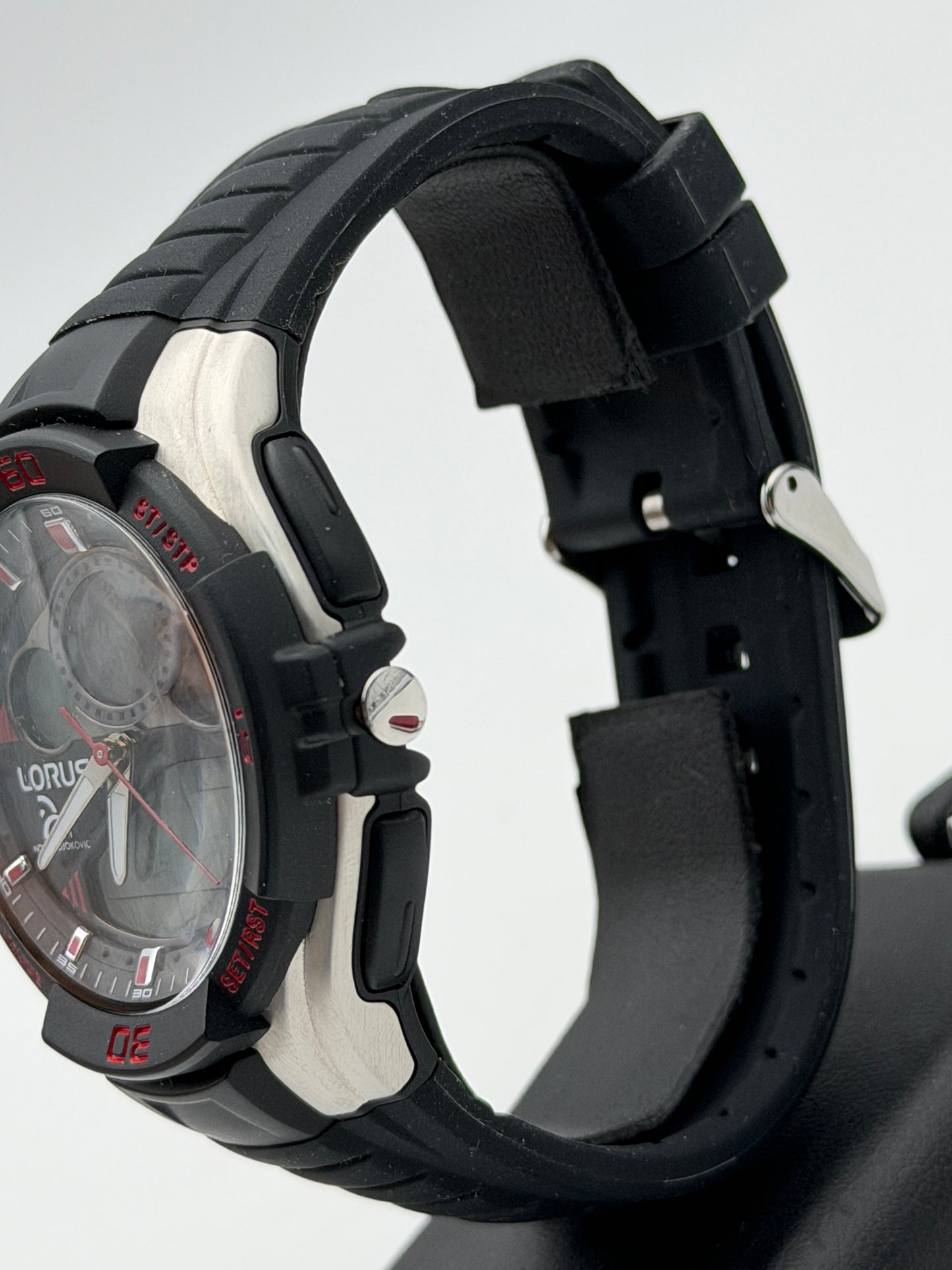 lorus digital quartz watch sport 22022-x033