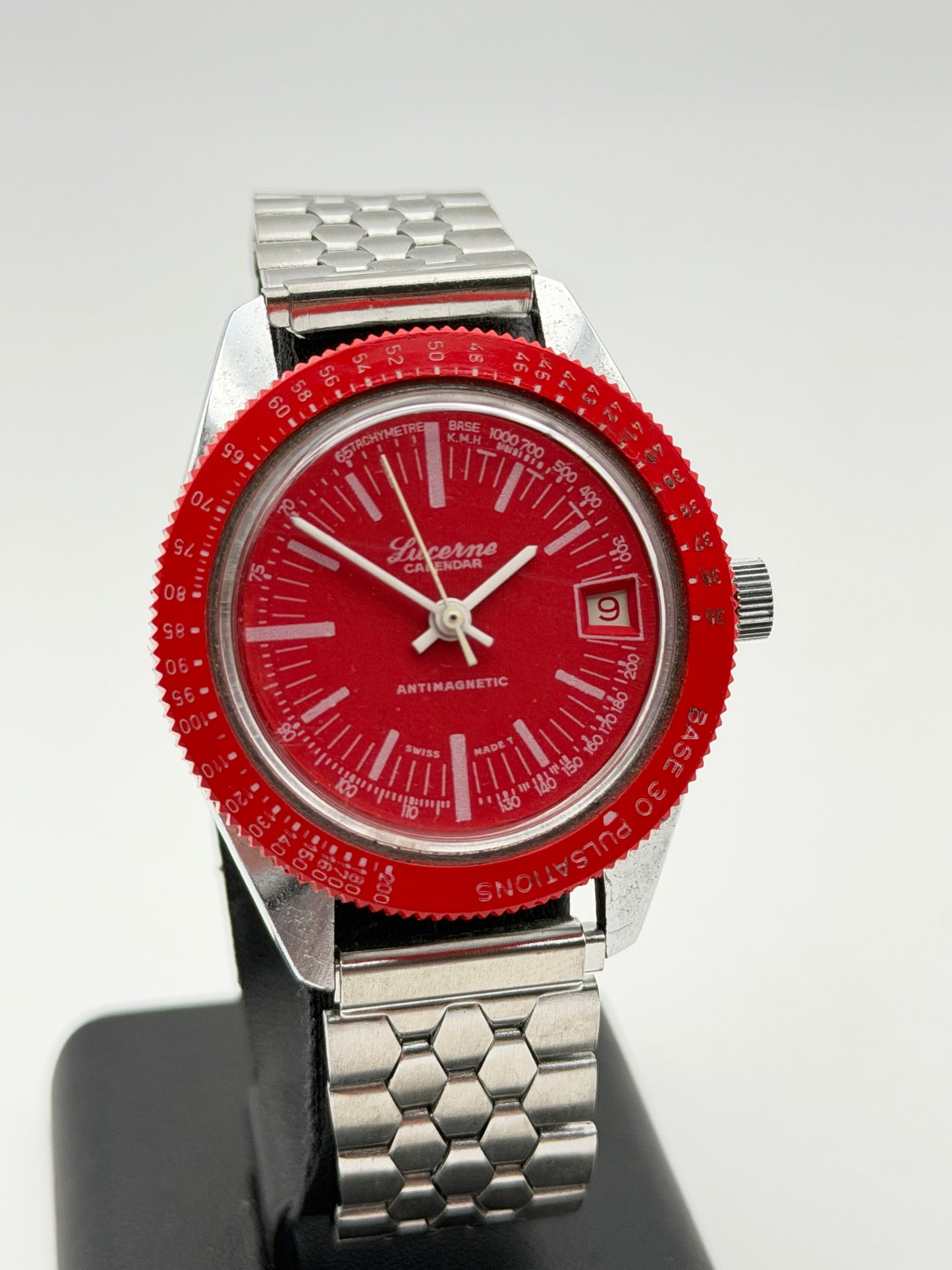 lucerne diver red watch swiss made nos 70s vintage