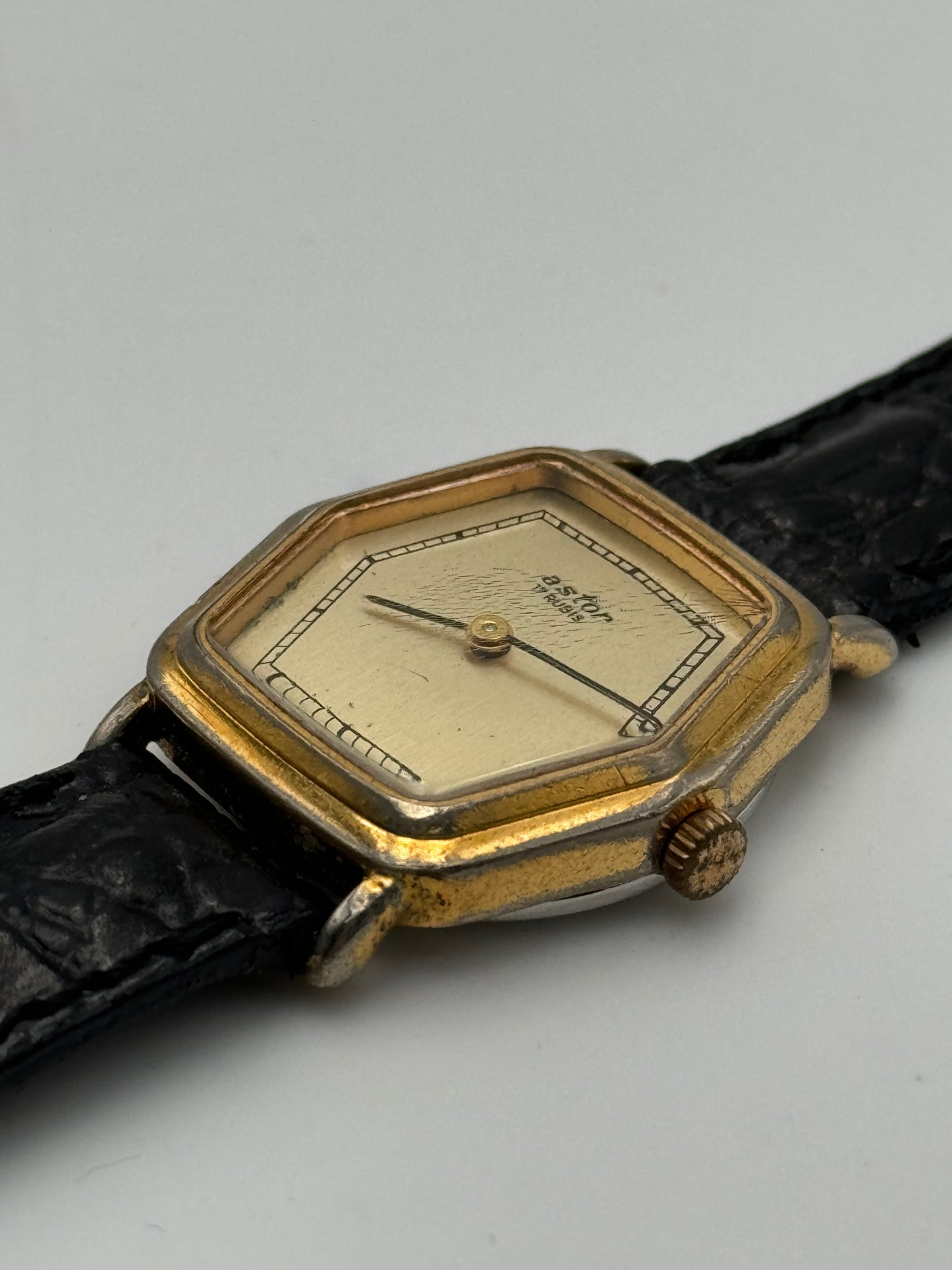 astor 17 rubis vintage watch