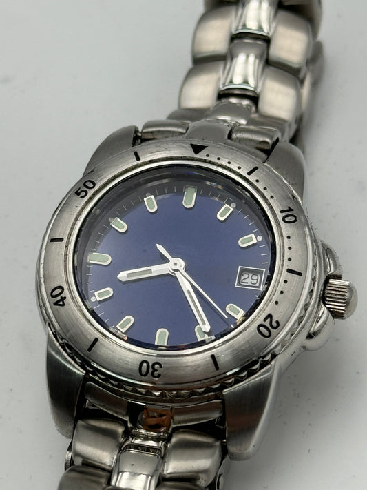 sector watch blue