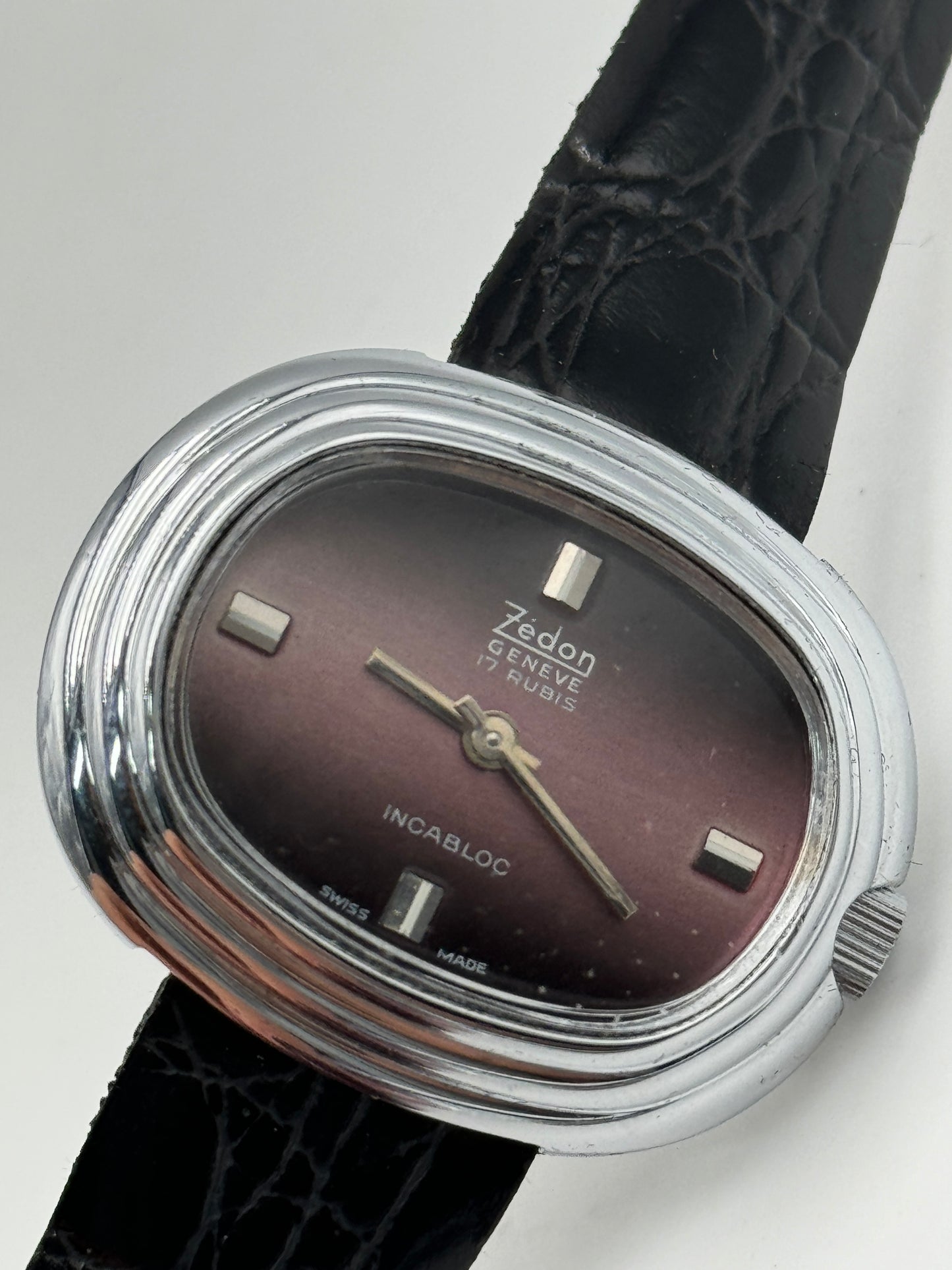 zedon geneve 17 rubis incabloc vintage