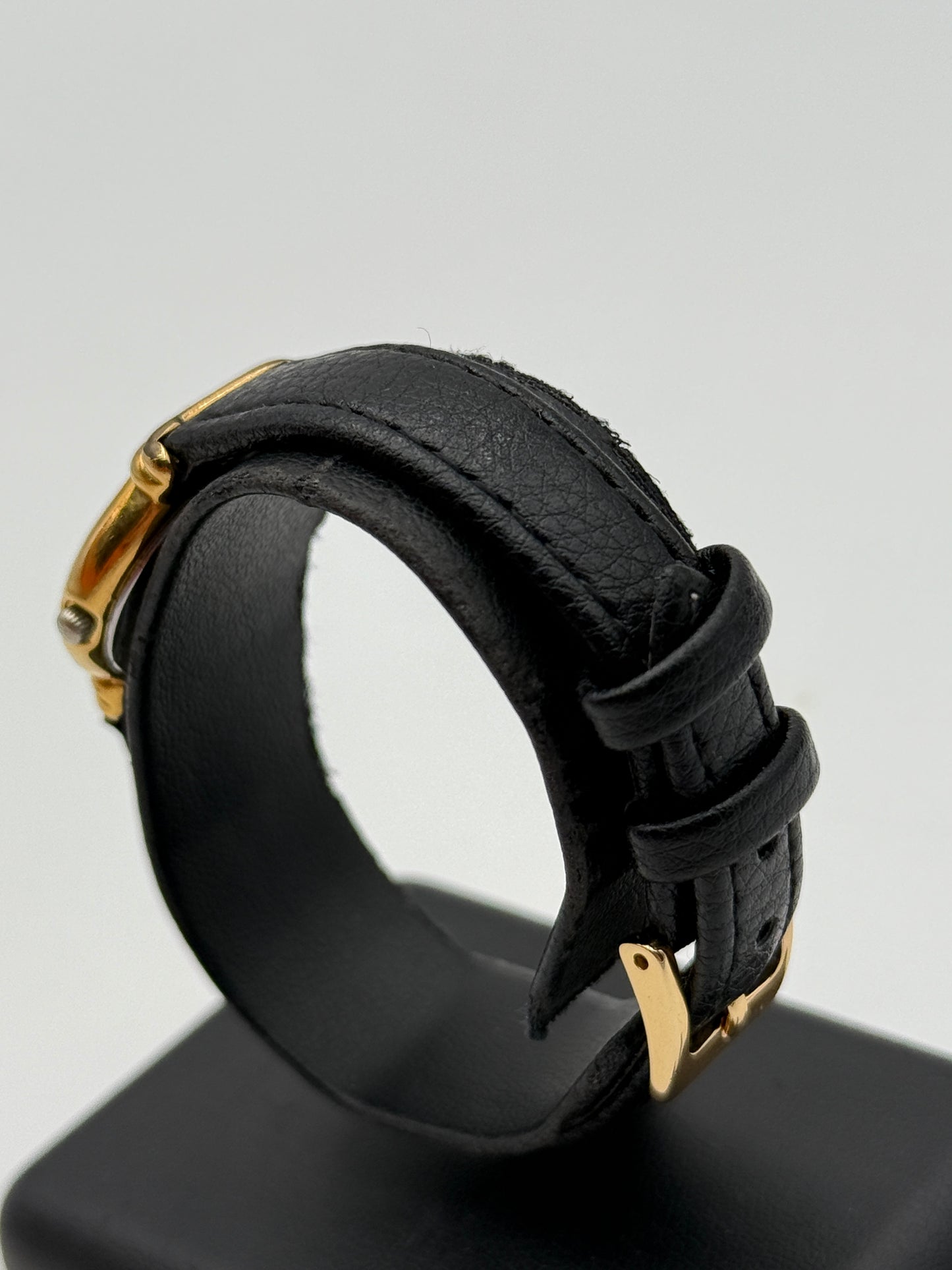 revue thommen grand ville quartz 3022002 swiss made 24mm