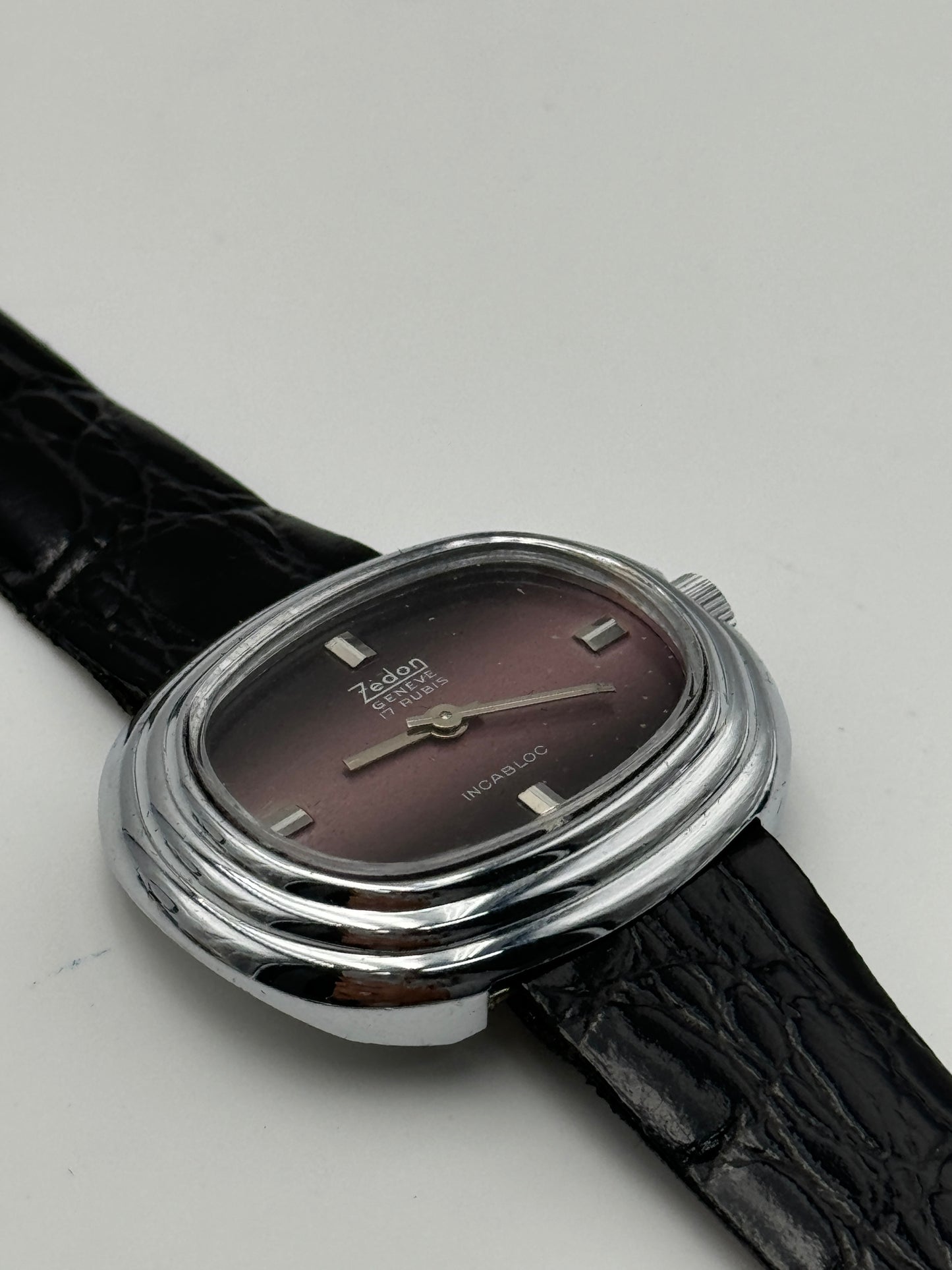 zedon geneve 17 rubis incabloc vintage