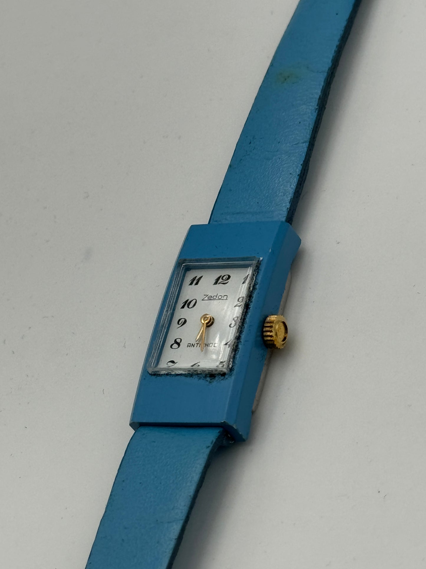 zedon geneve antichoc vintage 16mm NOS 5060