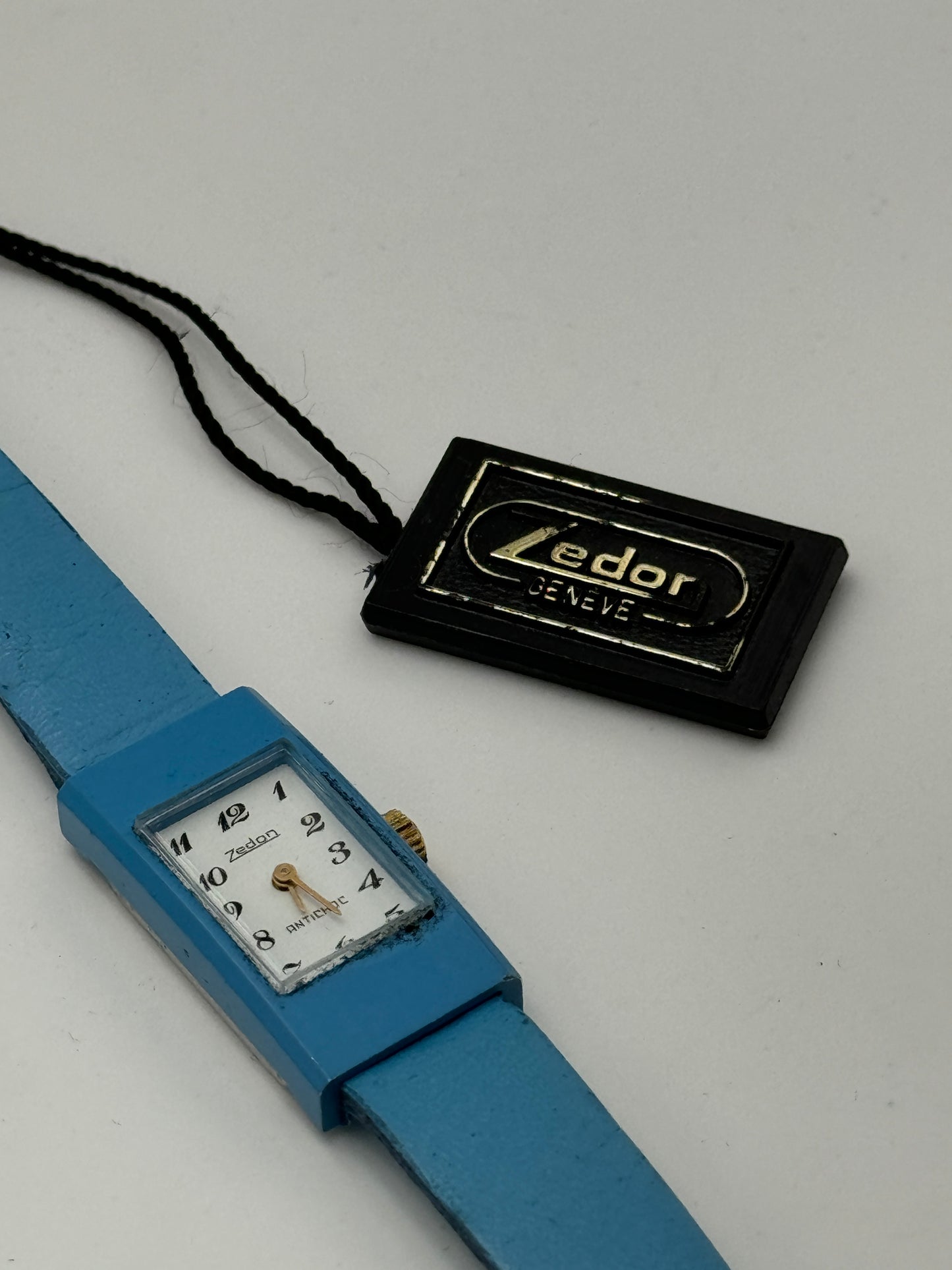 zedon geneve antichoc vintage 16mm NOS 5060