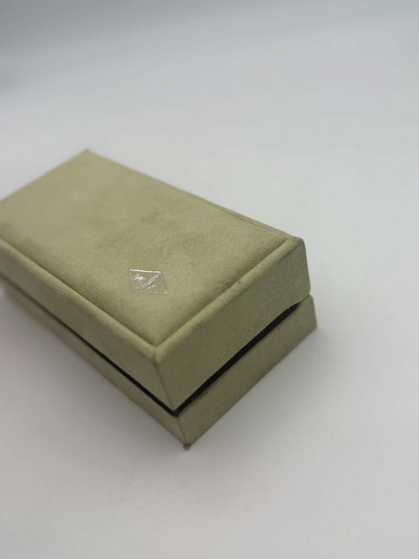 van cleef e arpels watch box scatola